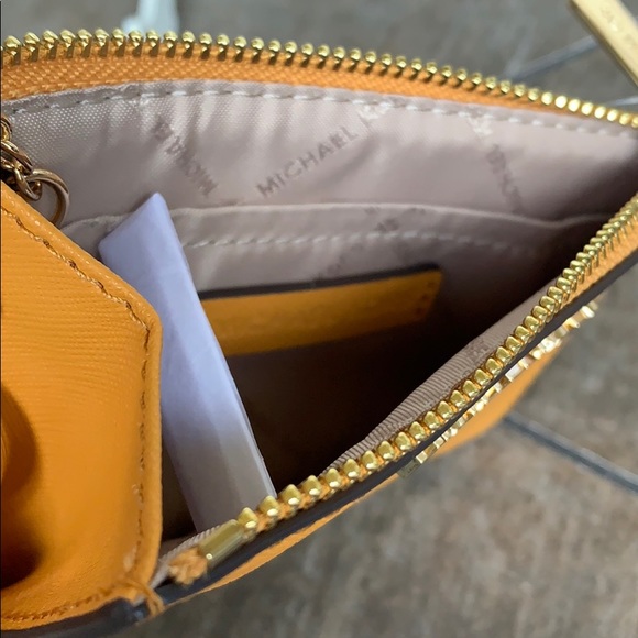 Jet Set Travel Sm TZ Coinpouch W ID Leather Marigo - Picture 13 of 16